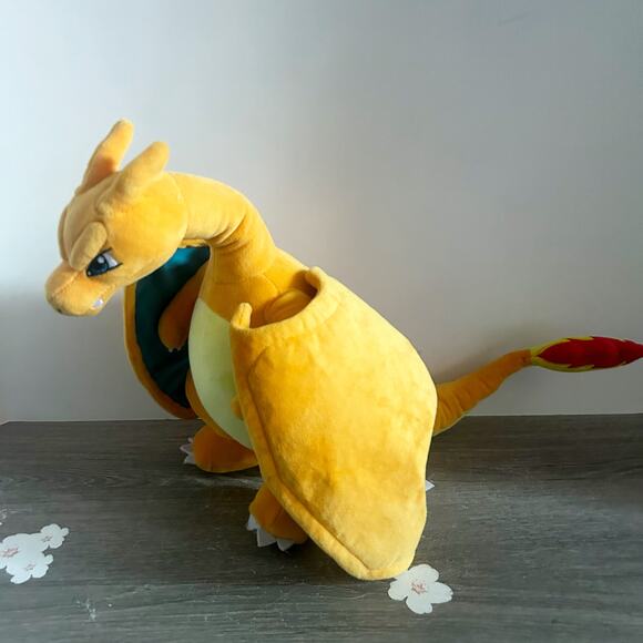 2023 Pokemon x Jazwares CHARIZARD Plush Figure 12” Nintendo EUC - Picture 4 of 8